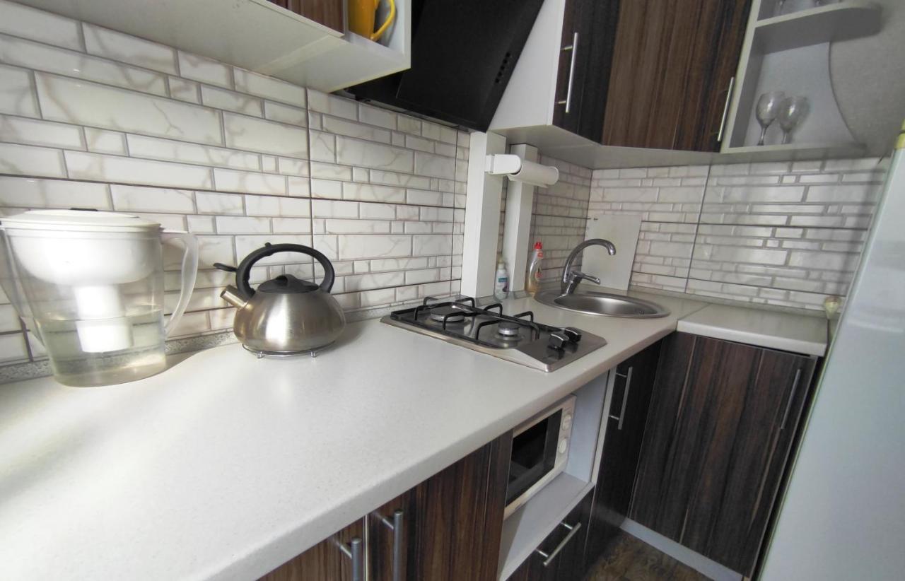Люкс В Центре Металлургов 31 Kr Apartments Krivoy Rog Exterior foto